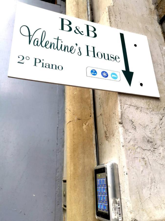 Valentine'S House Bed & Breakfast Наполи Екстериор снимка
