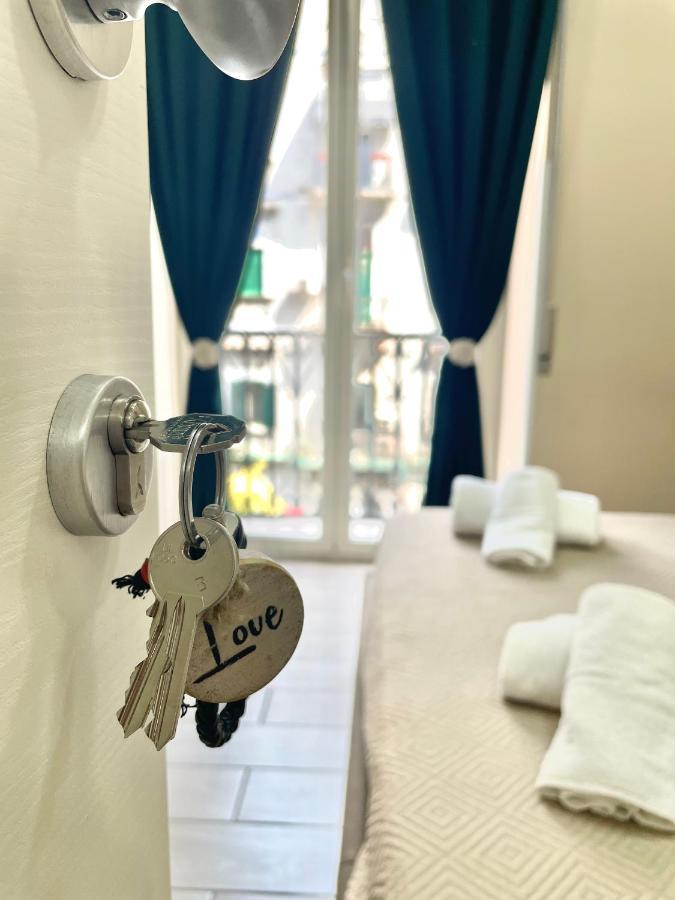 Valentine'S House Bed & Breakfast Наполи Екстериор снимка
