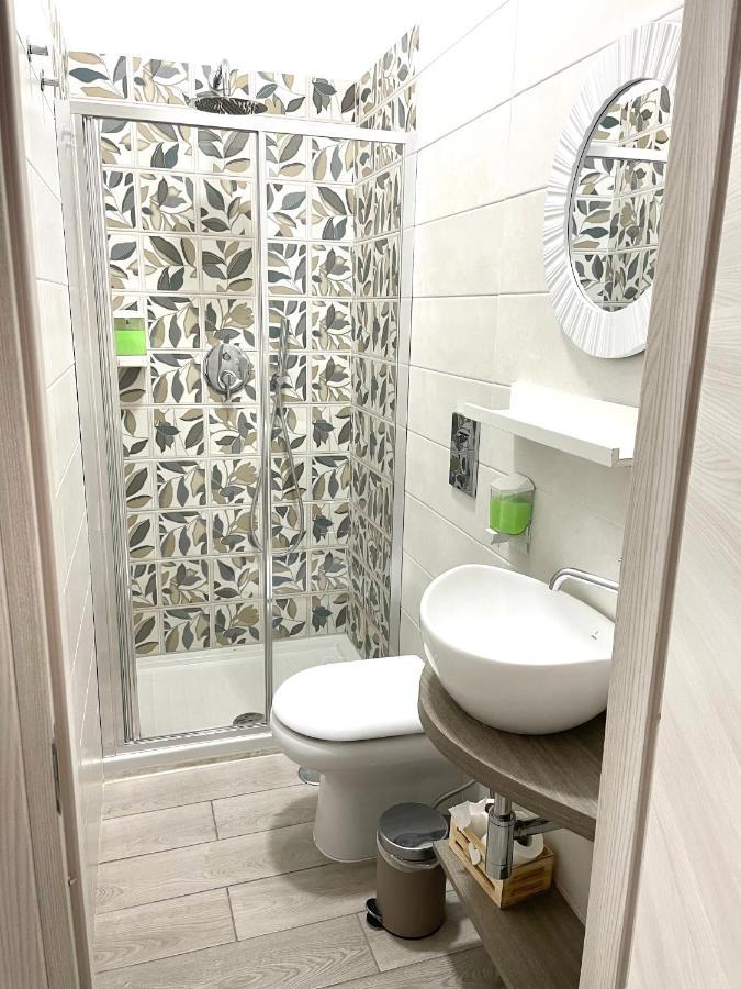 Valentine'S House Bed & Breakfast Наполи Екстериор снимка
