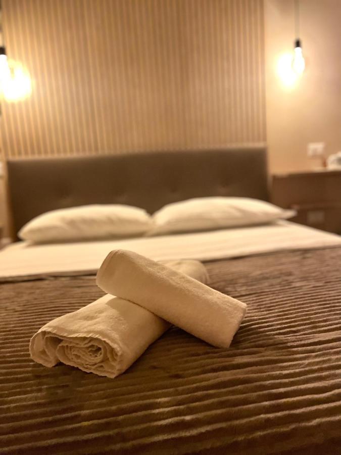 Valentine'S House Bed & Breakfast Наполи Екстериор снимка