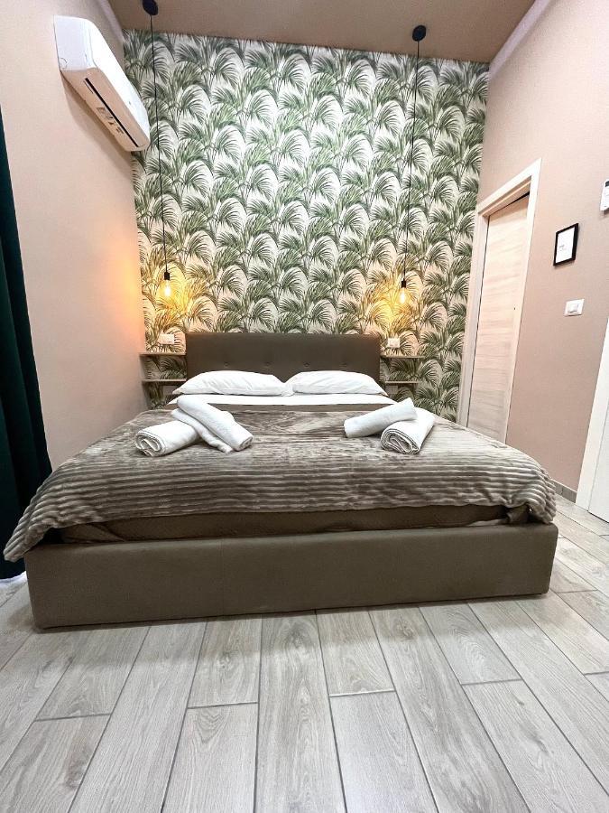 Valentine'S House Bed & Breakfast Наполи Екстериор снимка